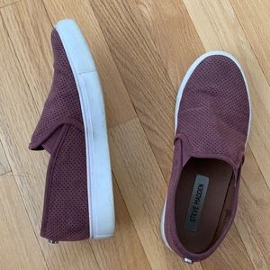 Steve Madden slip ons